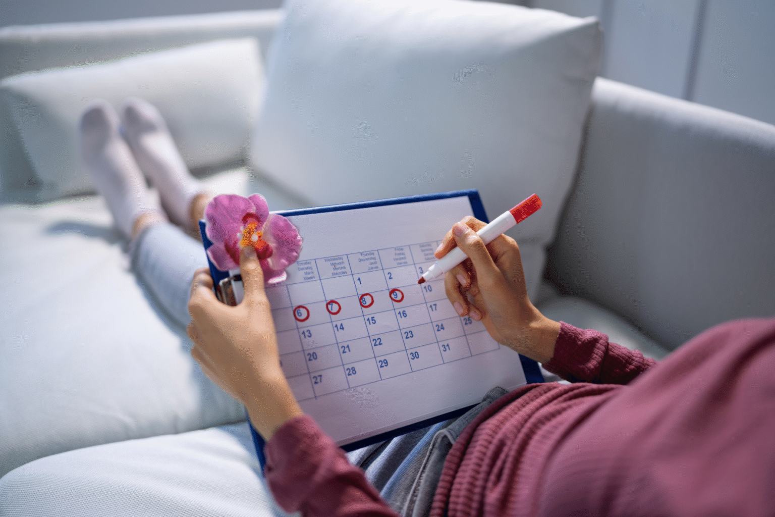 Aromaterapia no Ciclo Menstrual: Um protocolo para cada fase