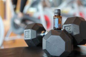 Depois do treino, seu músculo pede óleo — não só proteína